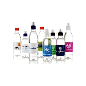 Vesipullo omalla etiketillä 0,33L