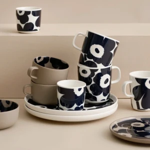 Marimekko Unikko-aamiaissetti