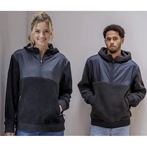 Hupullinen-Sherpa-Fleece-unisex-painatuksella