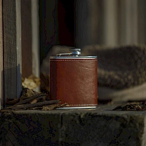 Taskumatti ruskea PU-nahka_2