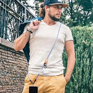 Olkahihna puhelinpidikkeellä rPET Yliolan kaulanauha