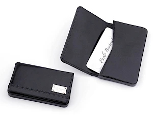 Nahkainen käyntikorttikotelo