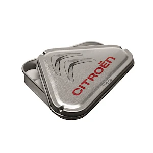 Tic Tac pastillit metallirasiassa