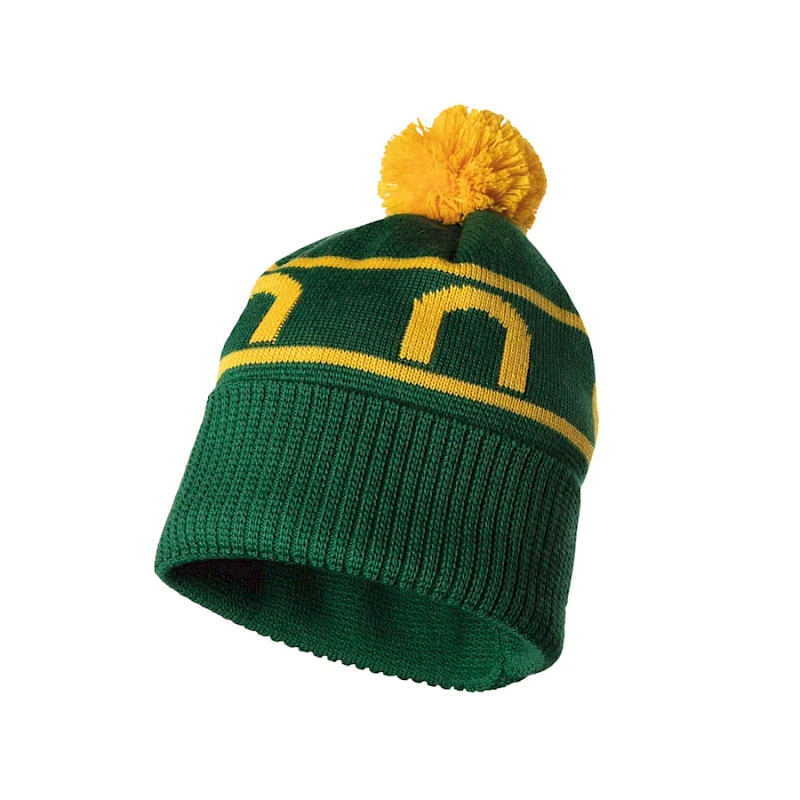 Kotimainen Retro Pipo omalla logolla