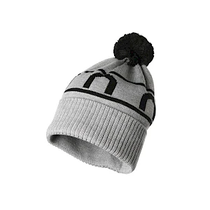 Kotimainen Retro Pipo omalla logolla