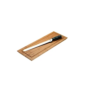 Leikkuulauta ja veitsi 