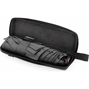 Minisateenvarjo suojakotelossa