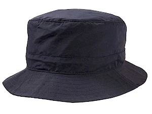 Kalastajanlakki pussissa