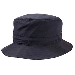 Kalastajanlakki pussissa