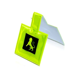 Heijastin magneetilla ja logolla