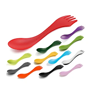 Lusikka-haarukka-veitsi