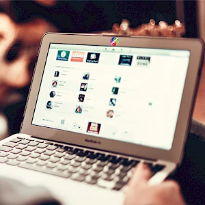 Webbikameran peittotarra