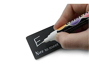 Liitutaulu nimikyltti