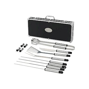 Grillausvälinesetti logolla 