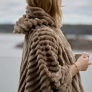Hupullinen Poncho Cozy_2