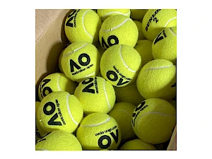 Tennis/Padel -pallot logolla