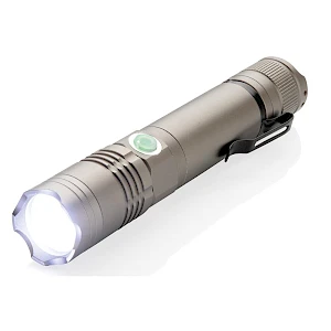 Ladattava 3 W:n taskulamppu